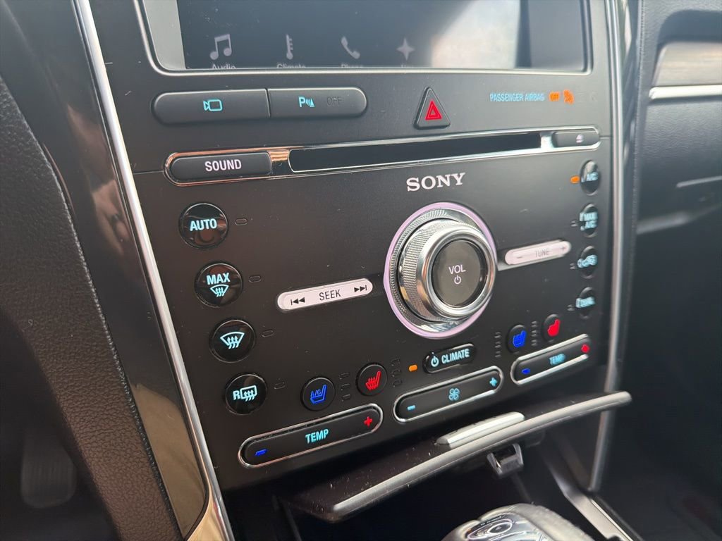 Used 2017 Ford Explorer Limited AWD/4WD image 32