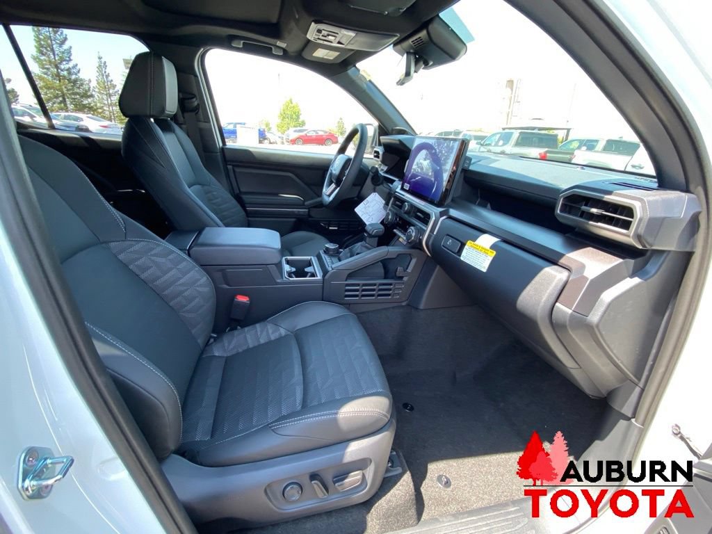 New 2026 Toyota 4Runner TRD Off-Road Premium AWD/4WD image 13