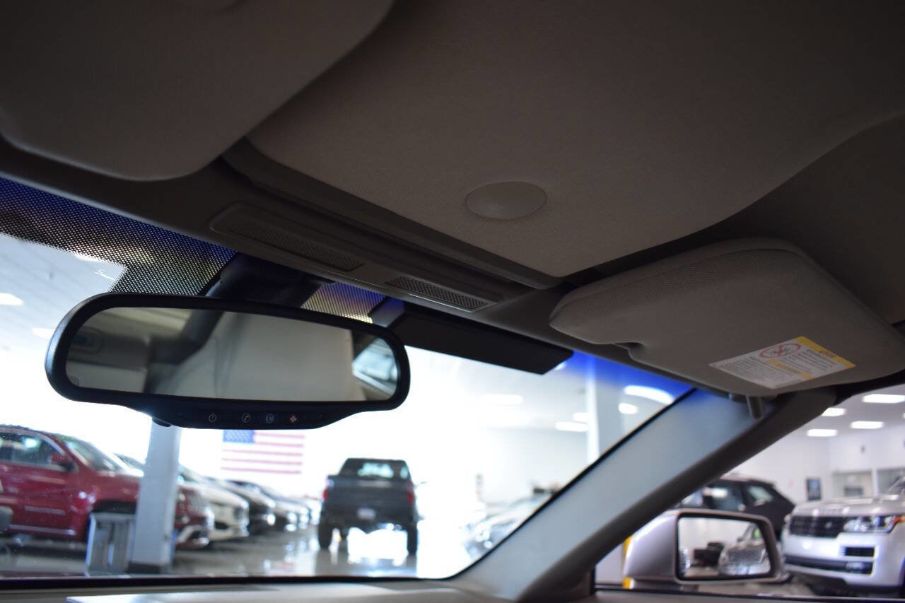 Used 2005 Cadillac XLR image 88