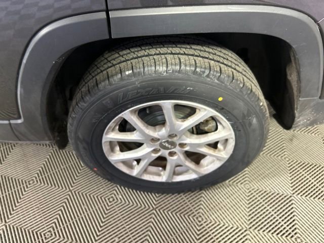 Used 2017 Jeep Cherokee Latitude w/ True North Edition AWD/4WD image 47