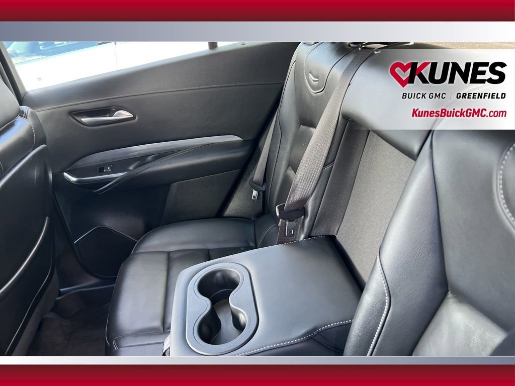 Used 2024 Cadillac XT4 Premium Luxury image 37