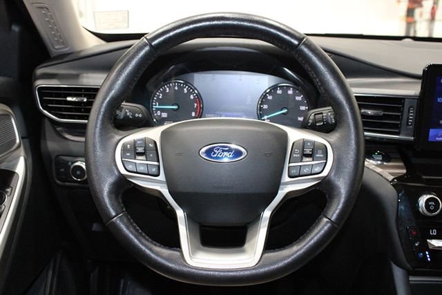 Used 2021 Ford Explorer Limited image 23