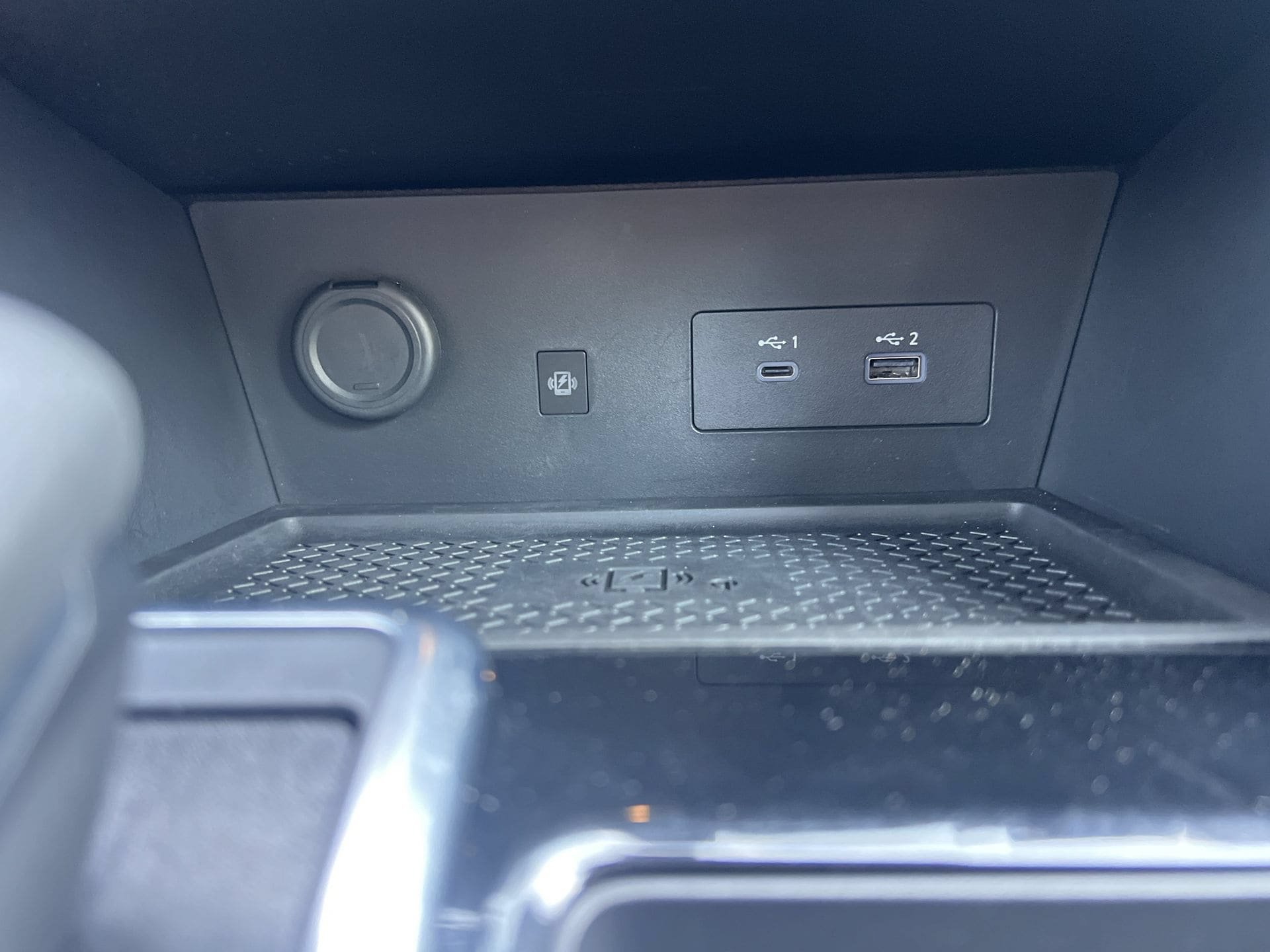 Used 2024 Nissan Pathfinder SL AWD/4WD image 7