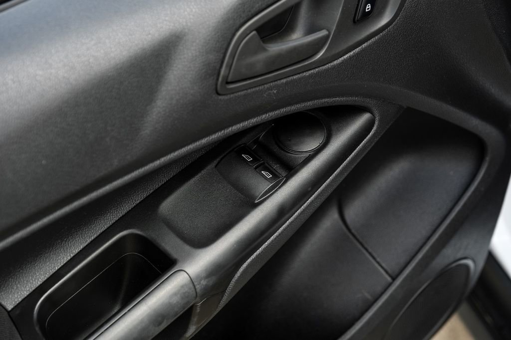 Used 2016 Ford Transit Connect XL image 36