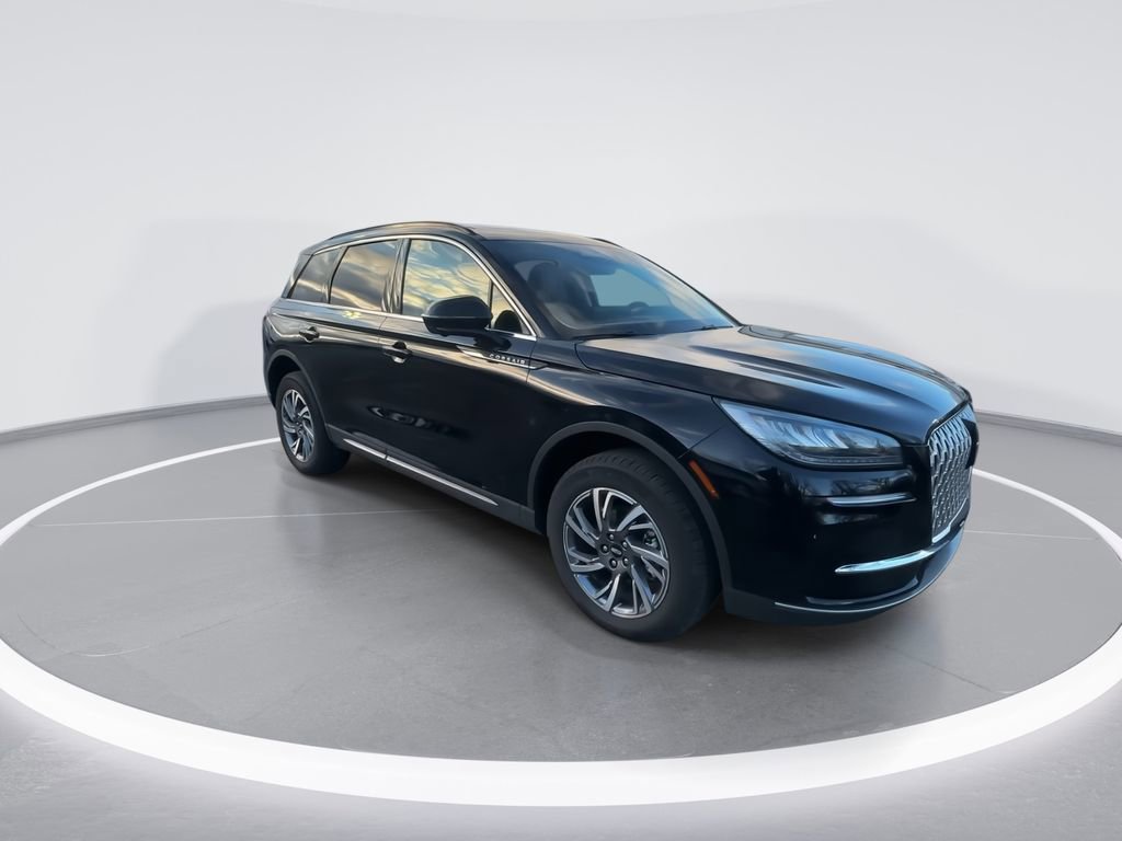 Used 2025 Lincoln Corsair FWD w/ Equipment Group 101A image 2