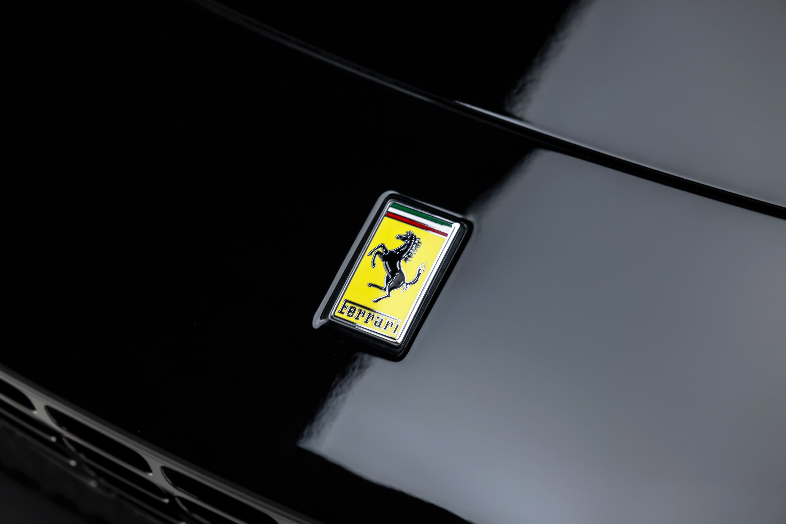 Certified 2023 Ferrari Roma image 23