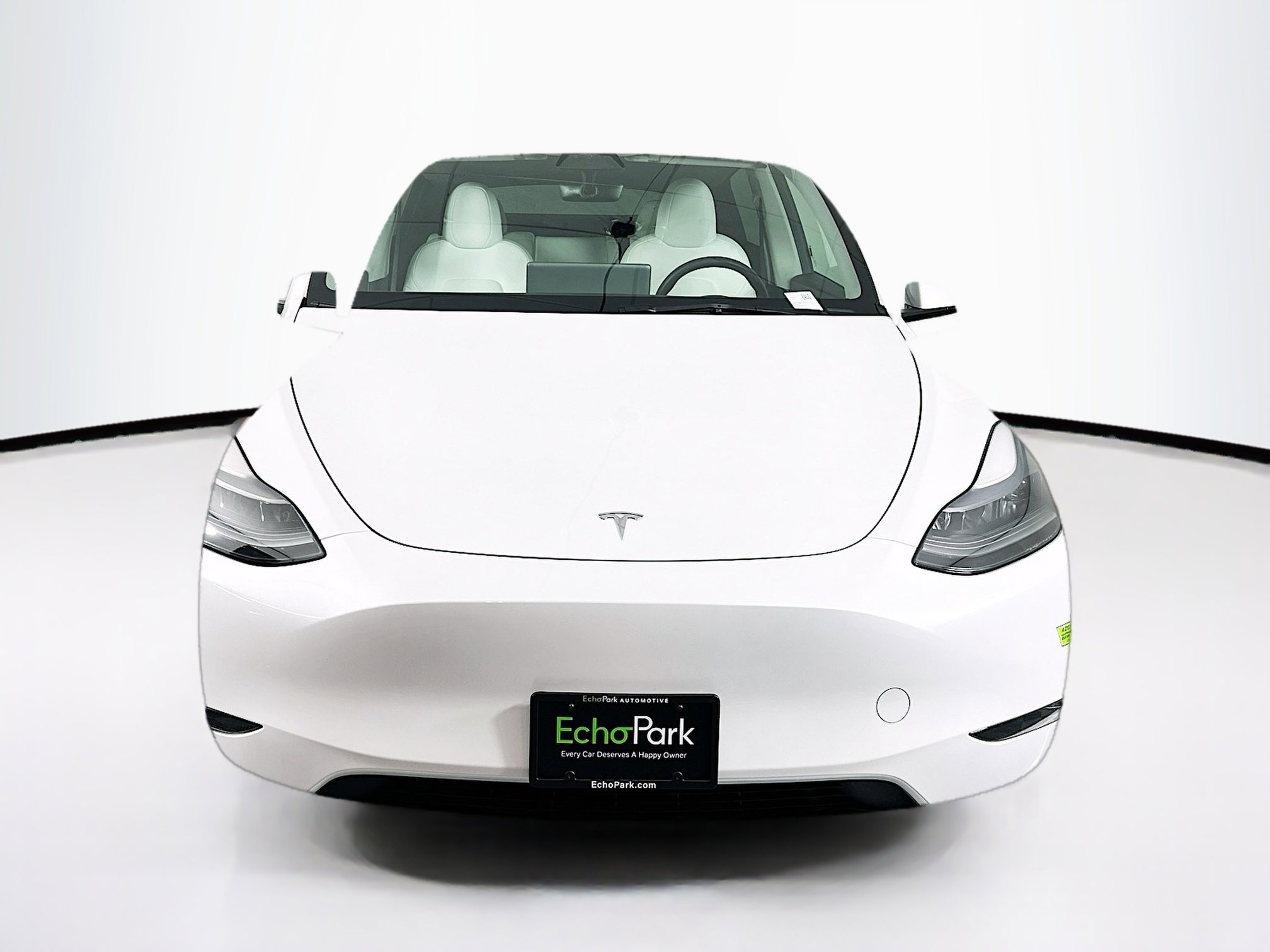 Used 2023 Tesla Model Y Long Range AWD/4WD image 2