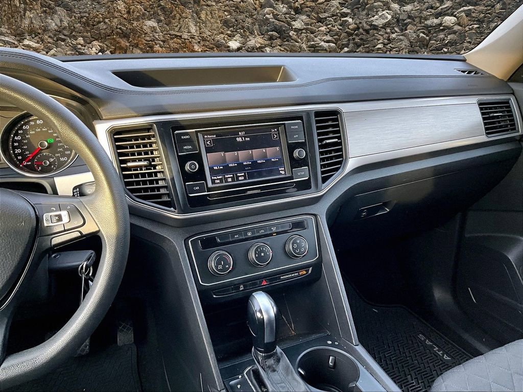 Used 2018 Volkswagen Atlas S image 6