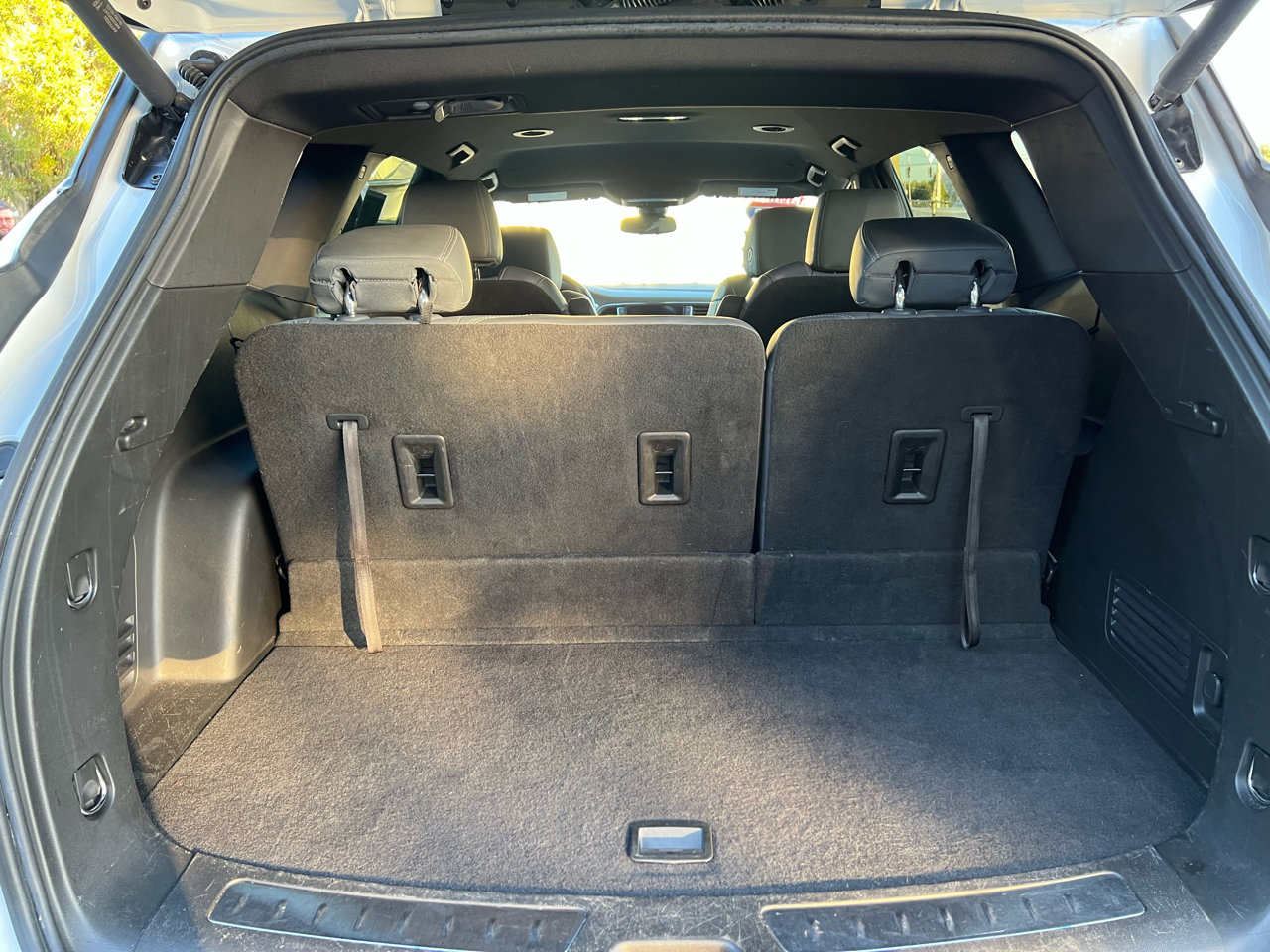 Used 2023 Buick Enclave Essence image 28