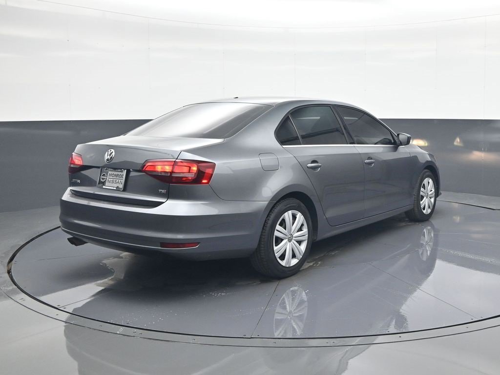 Used 2017 Volkswagen Jetta S image 7
