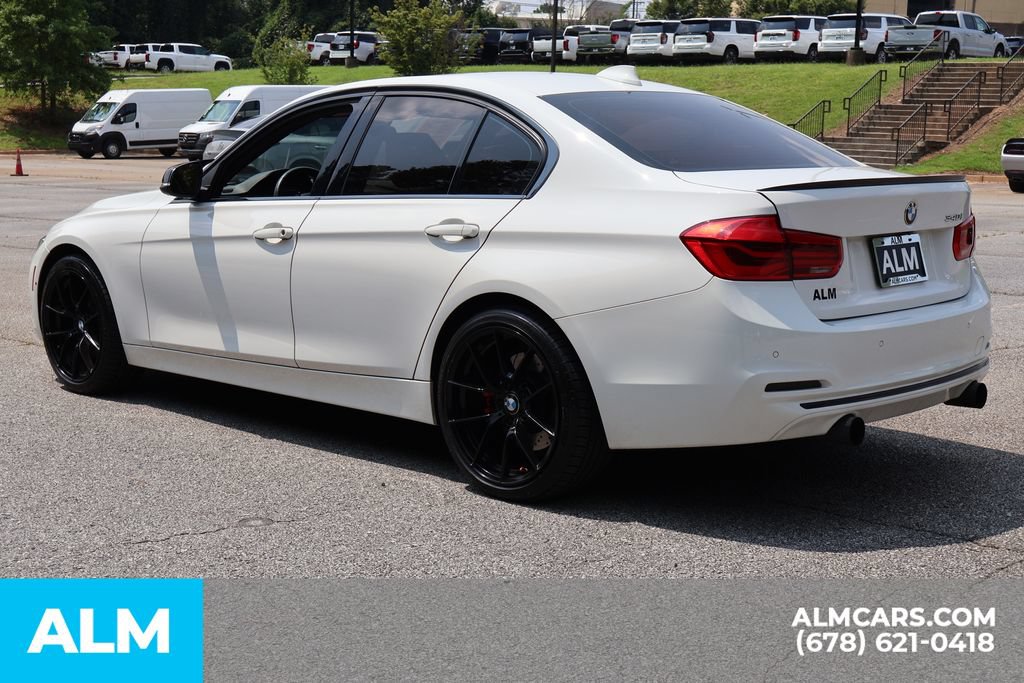 Used 2017 BMW 340i Sedan RWD image 9