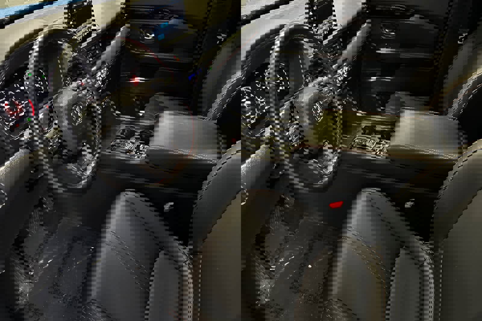 Used 2024 Honda Pilot TrailSport image 11