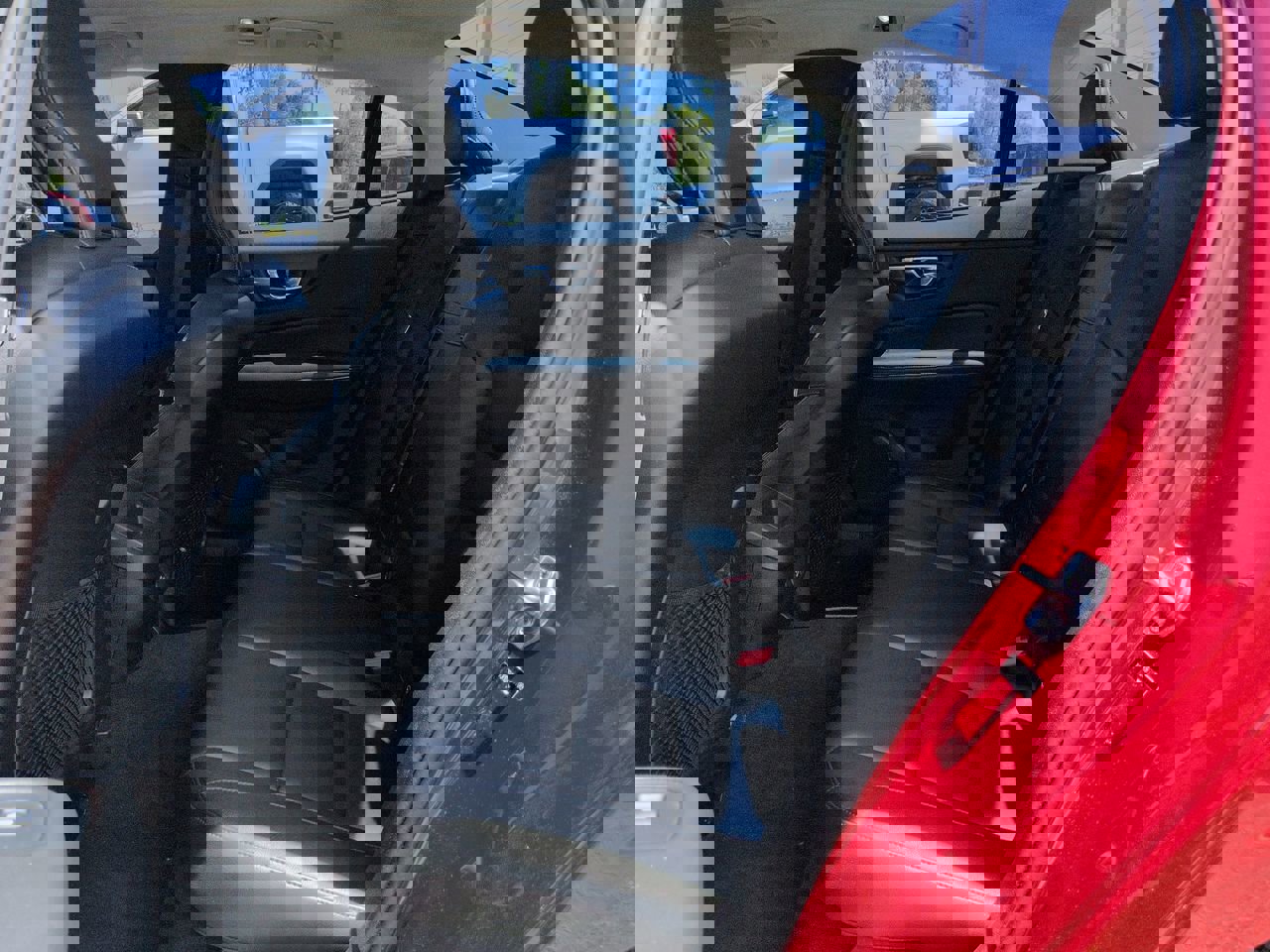 Used 2019 Volvo S60 T5 Momentum image 14