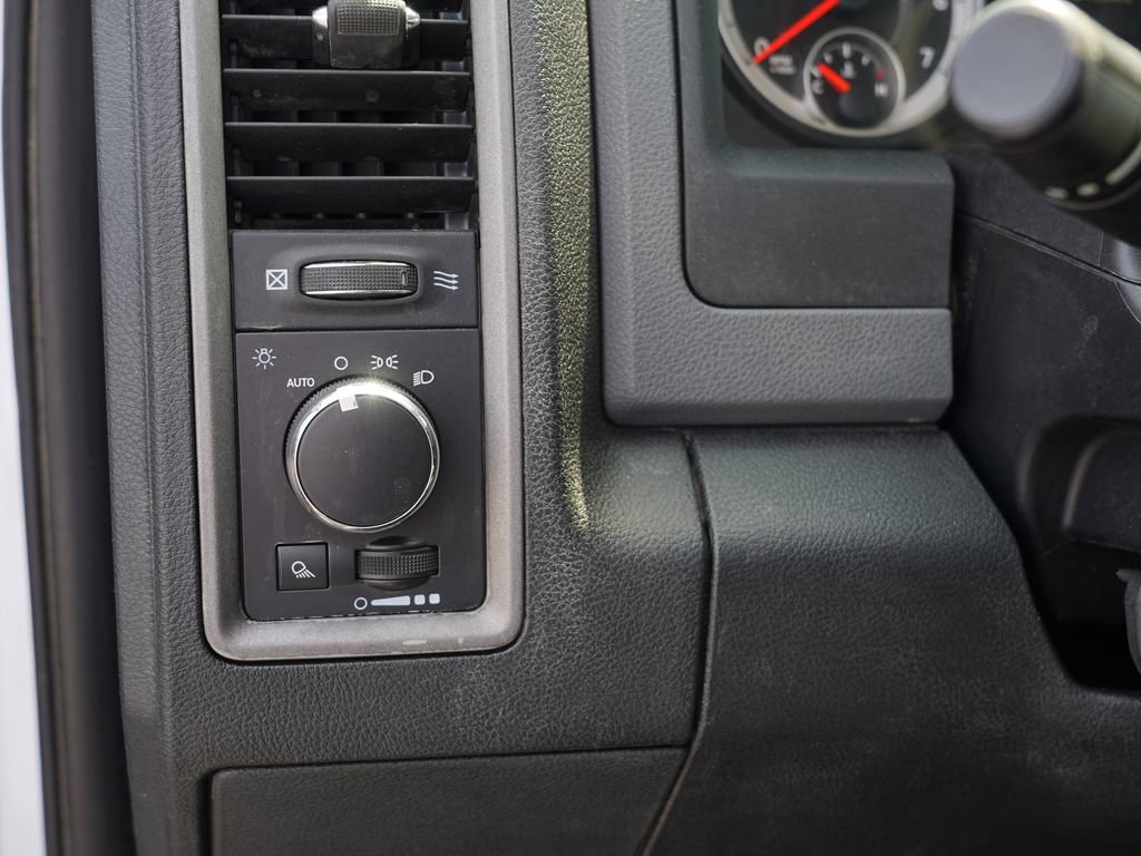 Used 2015 RAM 1500 Tradesman w/ Popular Equipment Group AWD/4WD image 16