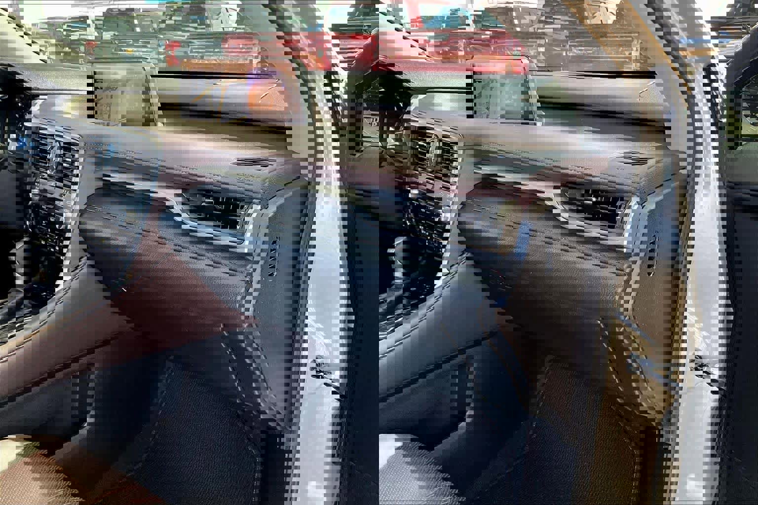 Used 2016 Lexus RX 350 FWD w/ Luxury Package image 18