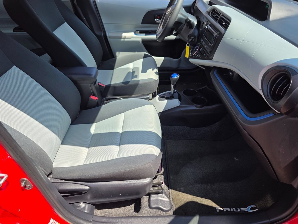 Used 2012 Toyota Prius C Two FWD image 15