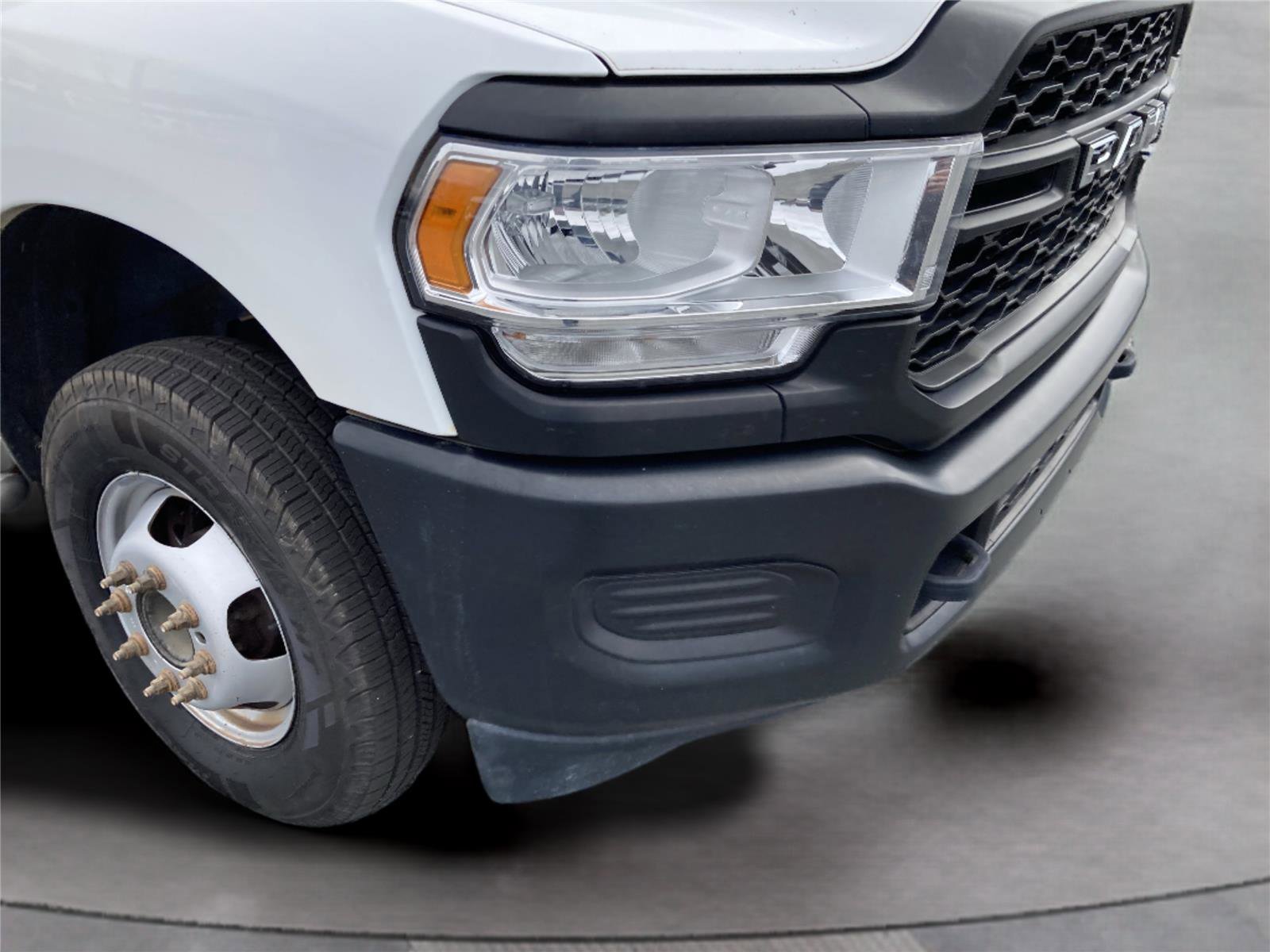 Used 2022 RAM 3500 Tradesman image 32
