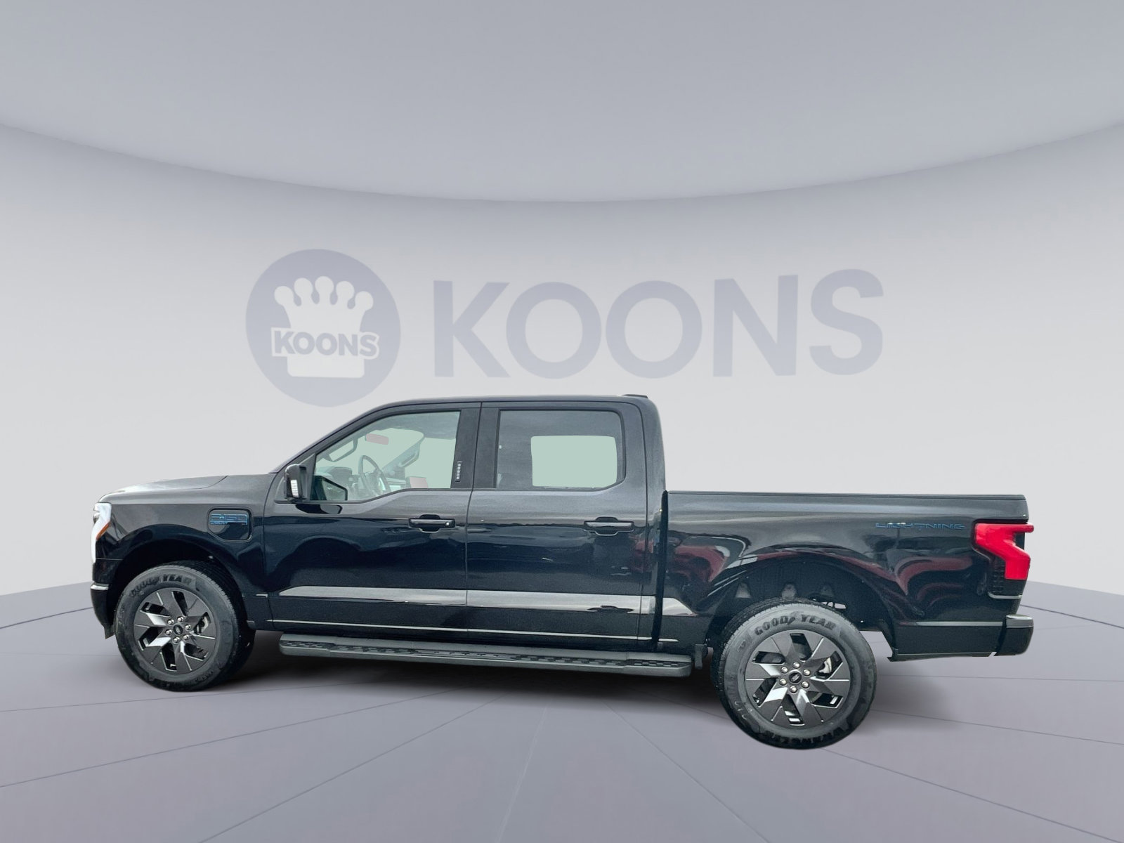 New 2025 Ford F150 Lightning Lariat image 2