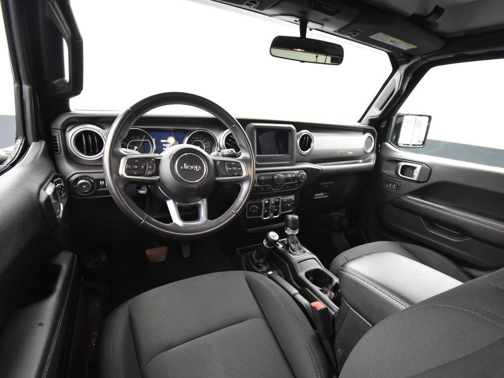 Used 2019 Jeep Wrangler Unlimited Sahara image 10