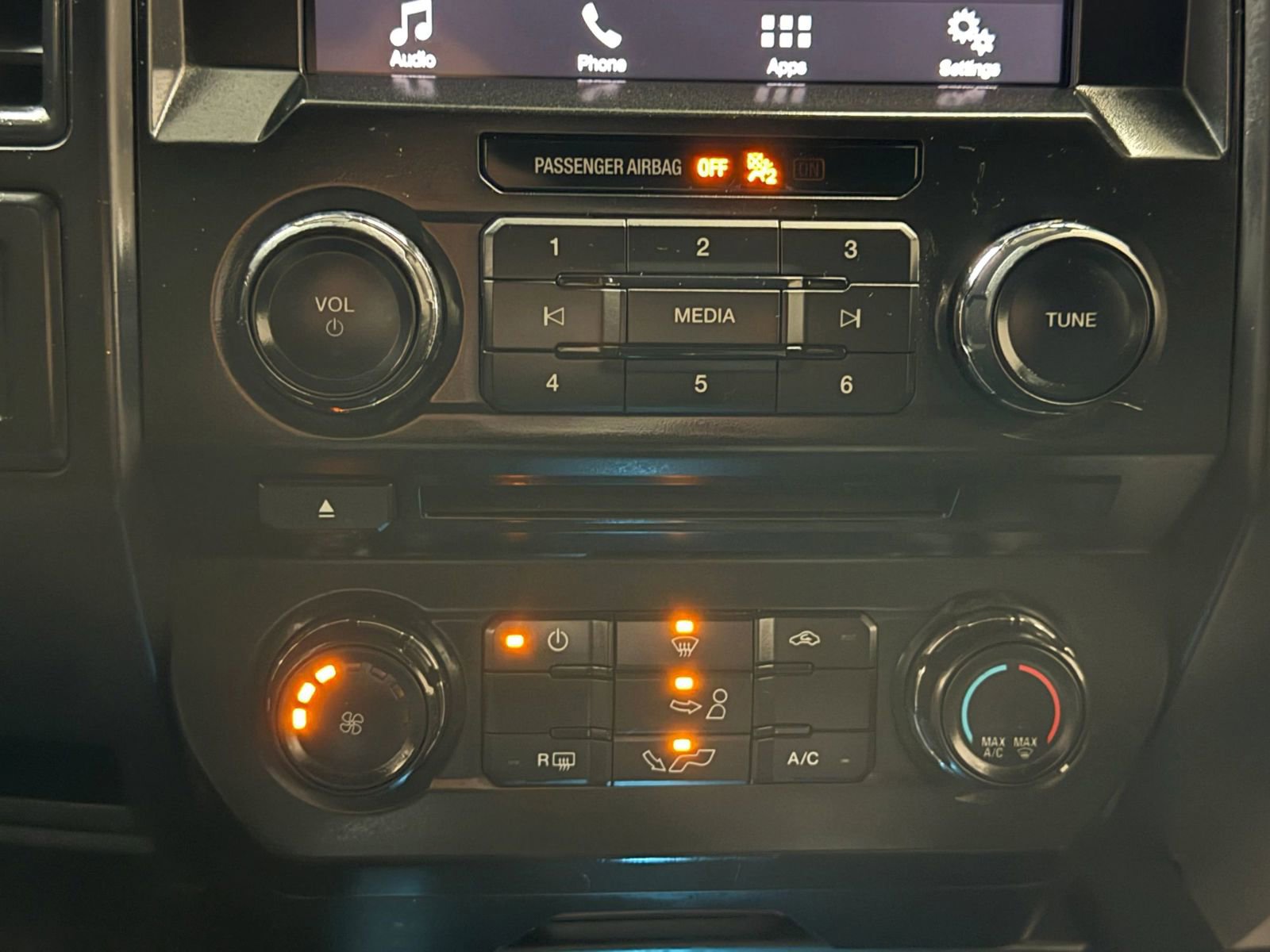 Used 2017 Ford F150 XL w/ Equipment Group 101A Mid image 33