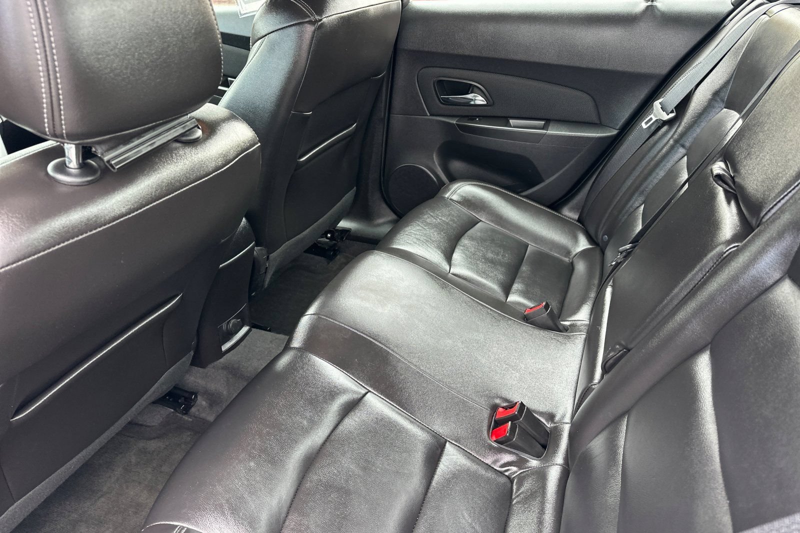 Used 2015 Chevrolet Cruze Diesel FWD image 12