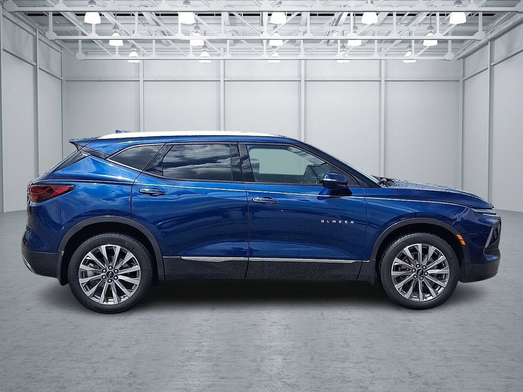 Certified 2023 Chevrolet Blazer Premier FWD image 9