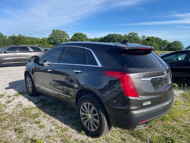 Used 2017 Cadillac XT5 Luxury w/ Driver Awareness Package AWD/4WD image 8