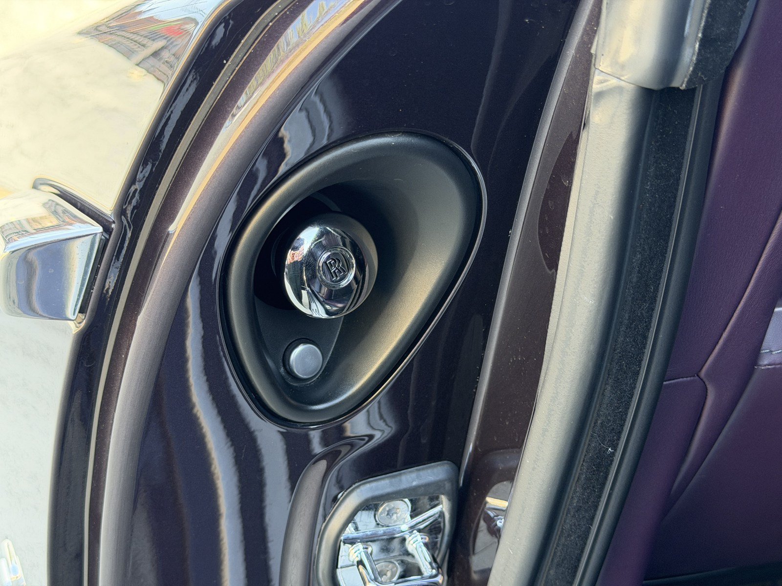 Used 2018 Rolls-Royce Wraith RWD image 17