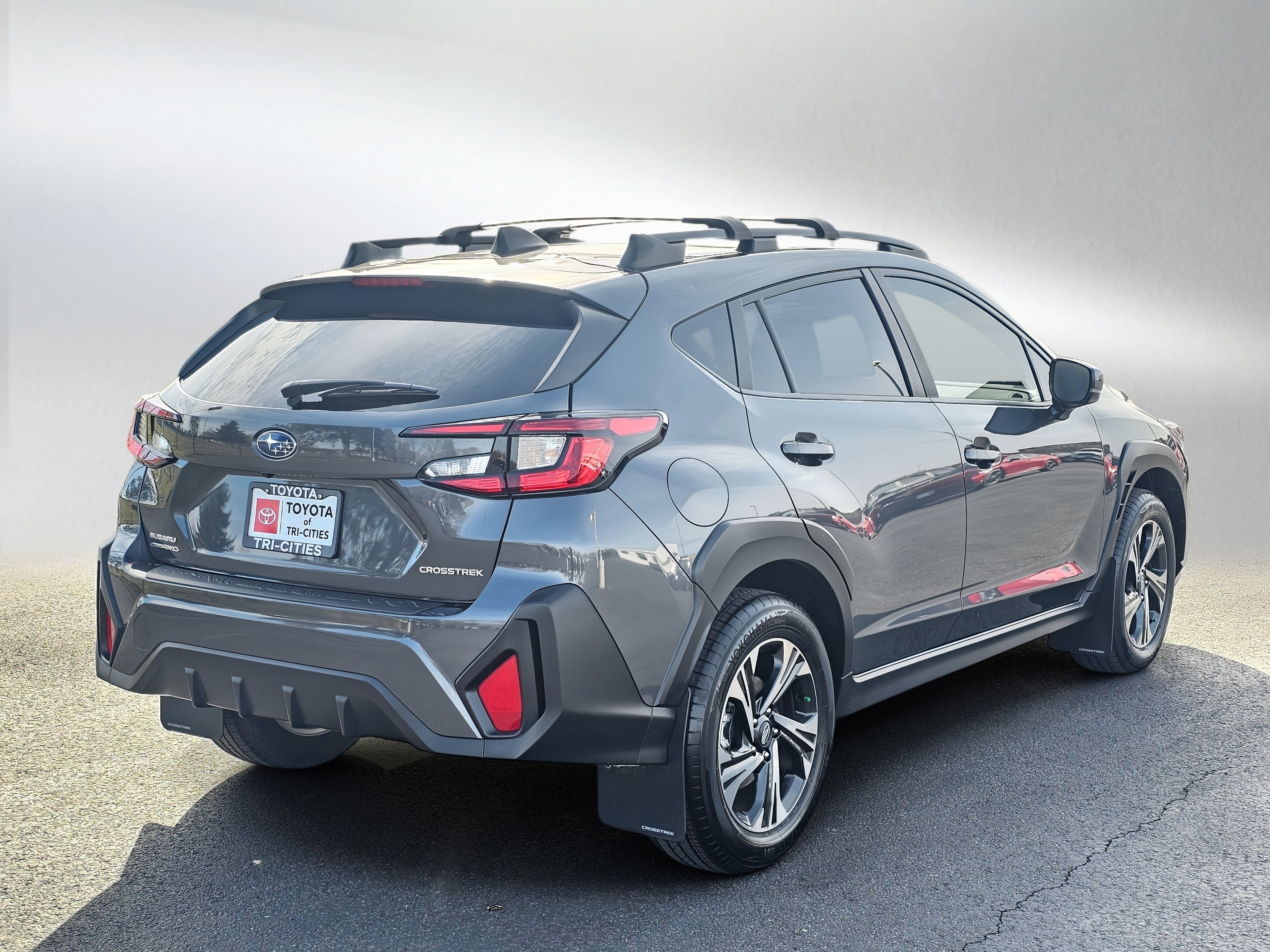 Used 2024 Subaru Crosstrek 2.0i Premium AWD/4WD image 5