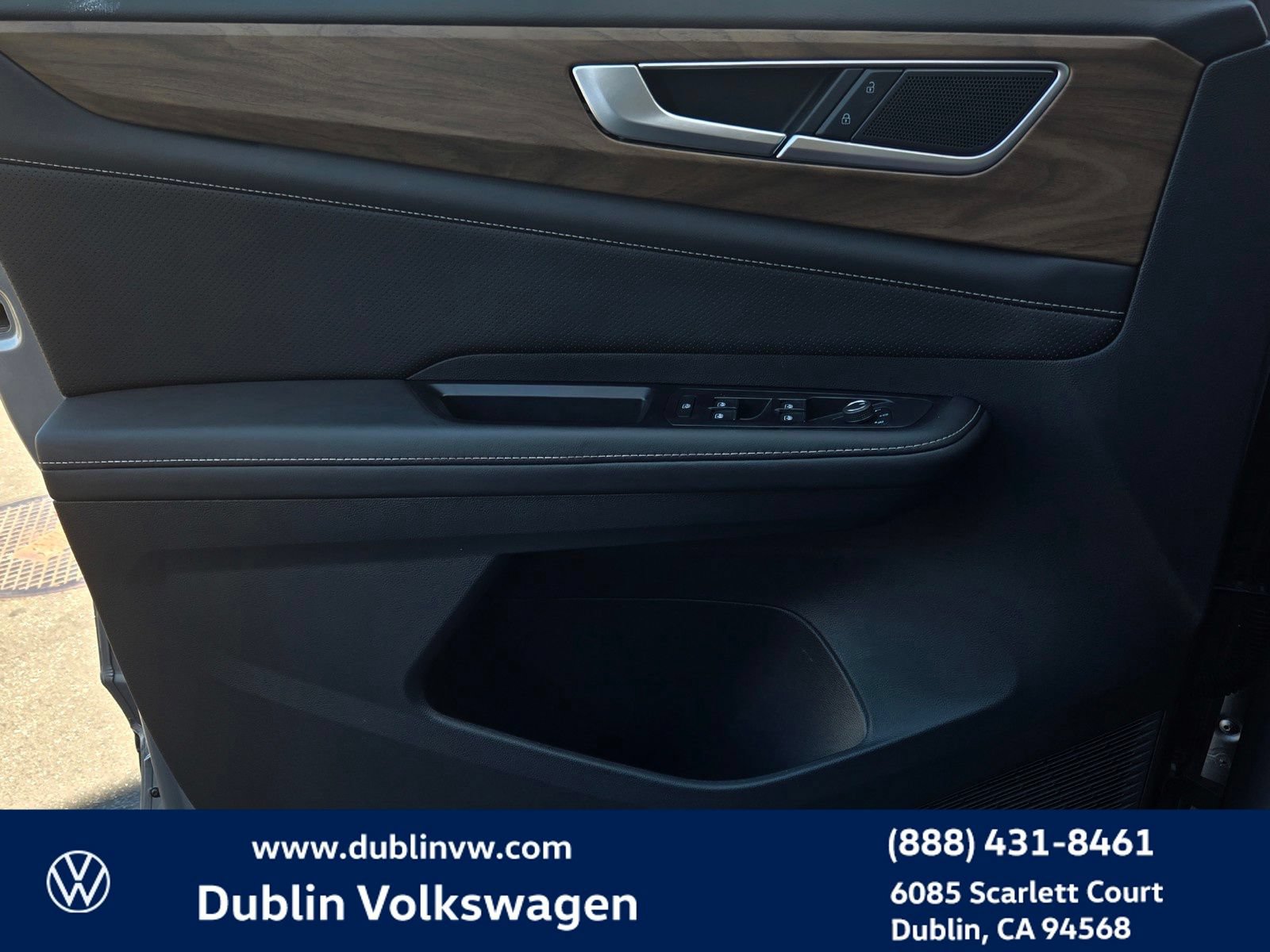 Used 2024 Volkswagen Atlas SE FWD image 10