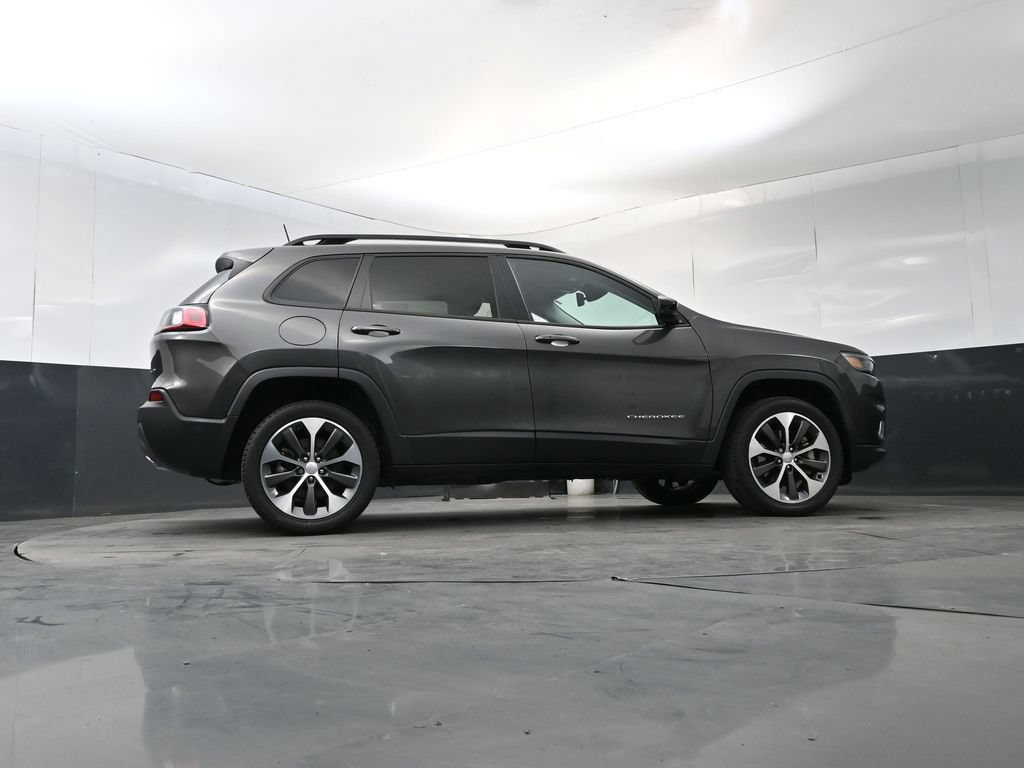 Used 2022 Jeep Cherokee Limited w/ Elite Package AWD/4WD image 24