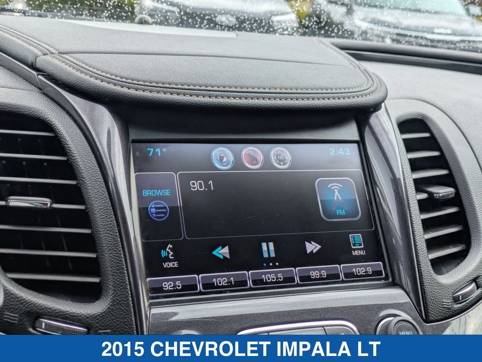 Used 2015 Chevrolet Impala LT w/ Convenience Package image 24