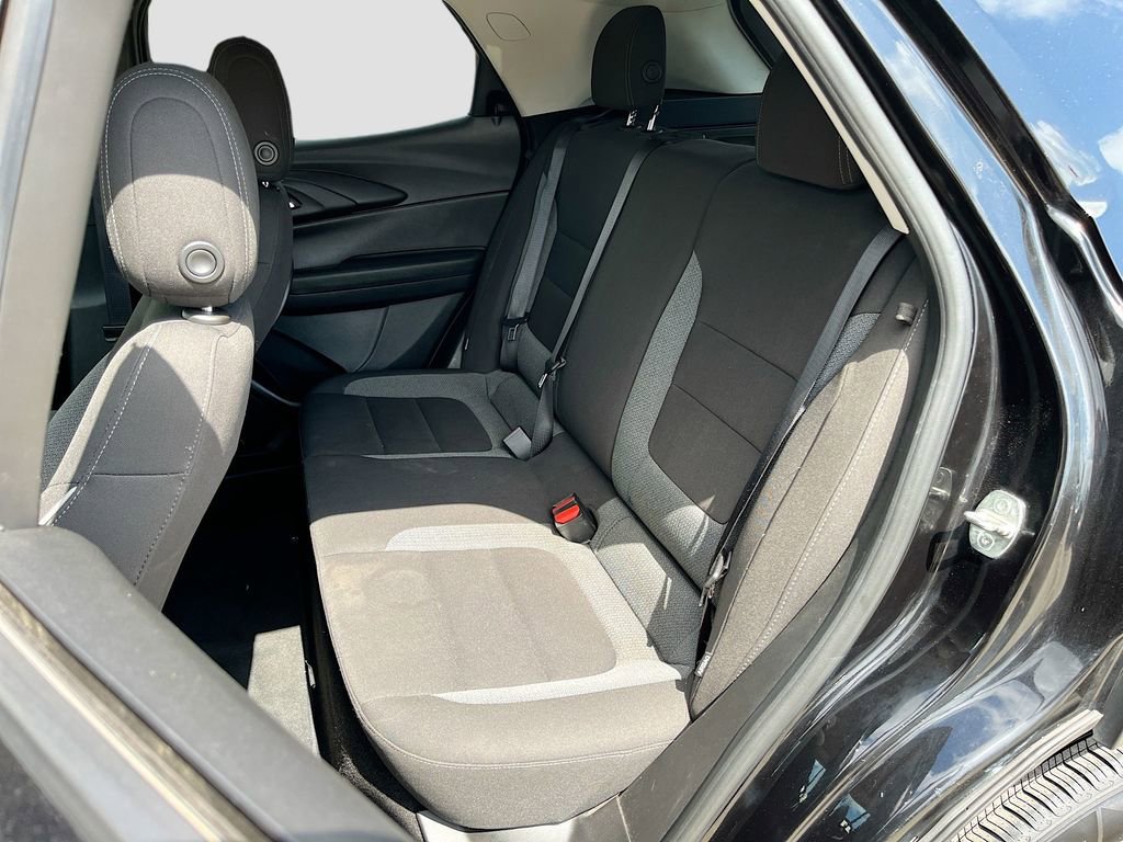 Used 2021 Chevrolet TrailBlazer LT w/ Convenience Package FWD image 23