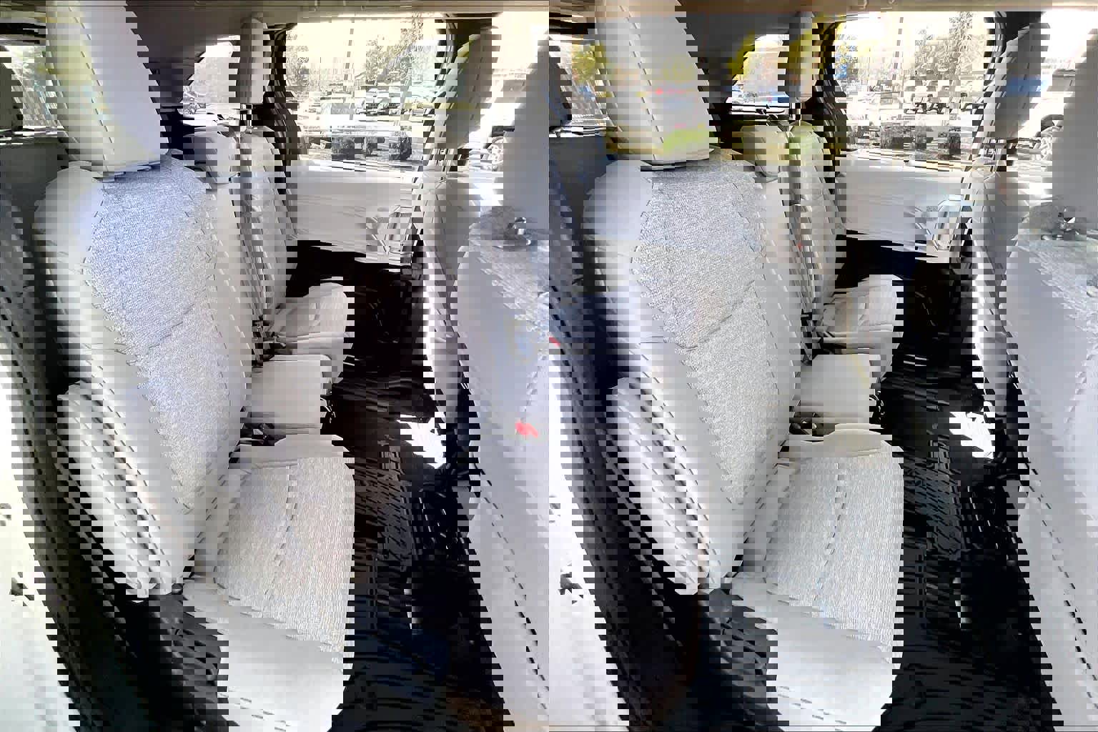 Used 2025 Toyota Sienna LE w/ LE Plus Package image 17