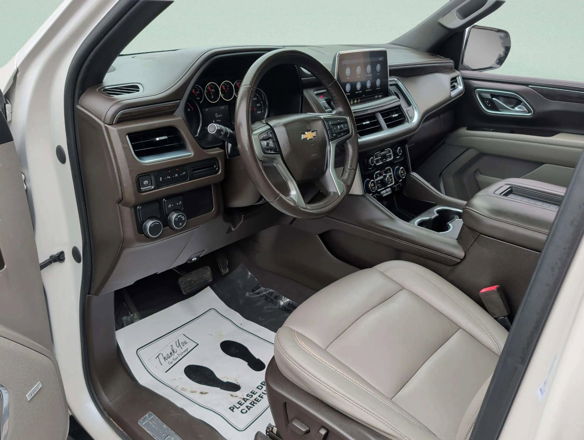 Used 2021 Chevrolet Suburban LT RWD image 29