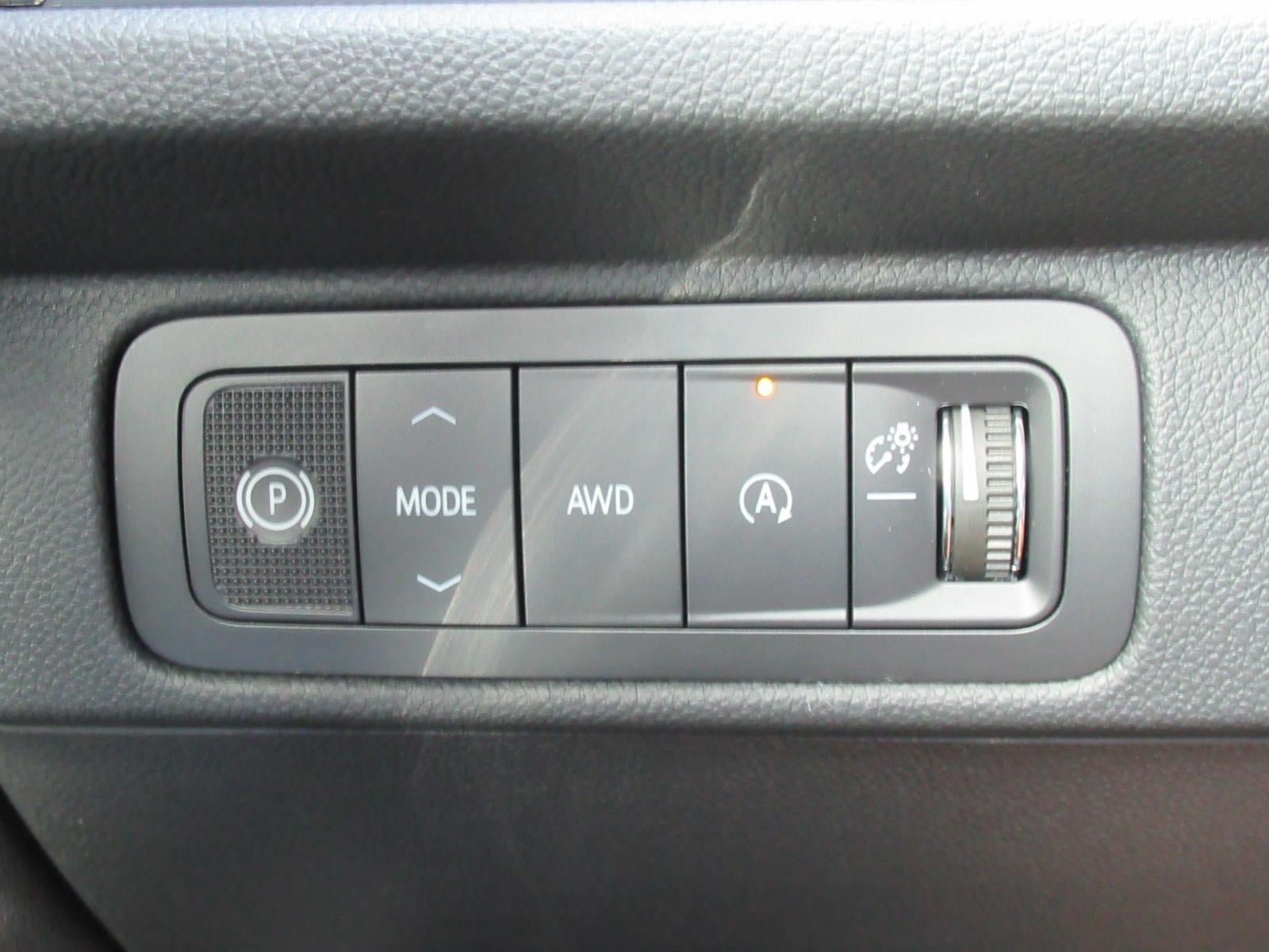 New 2027 Chevrolet Traverse Z71 w/ Enhanced Driving Package AWD/4WD image 22