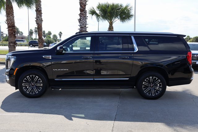 New 2026 GMC Yukon XL Elevation w/ Elevation Premium Package image 5