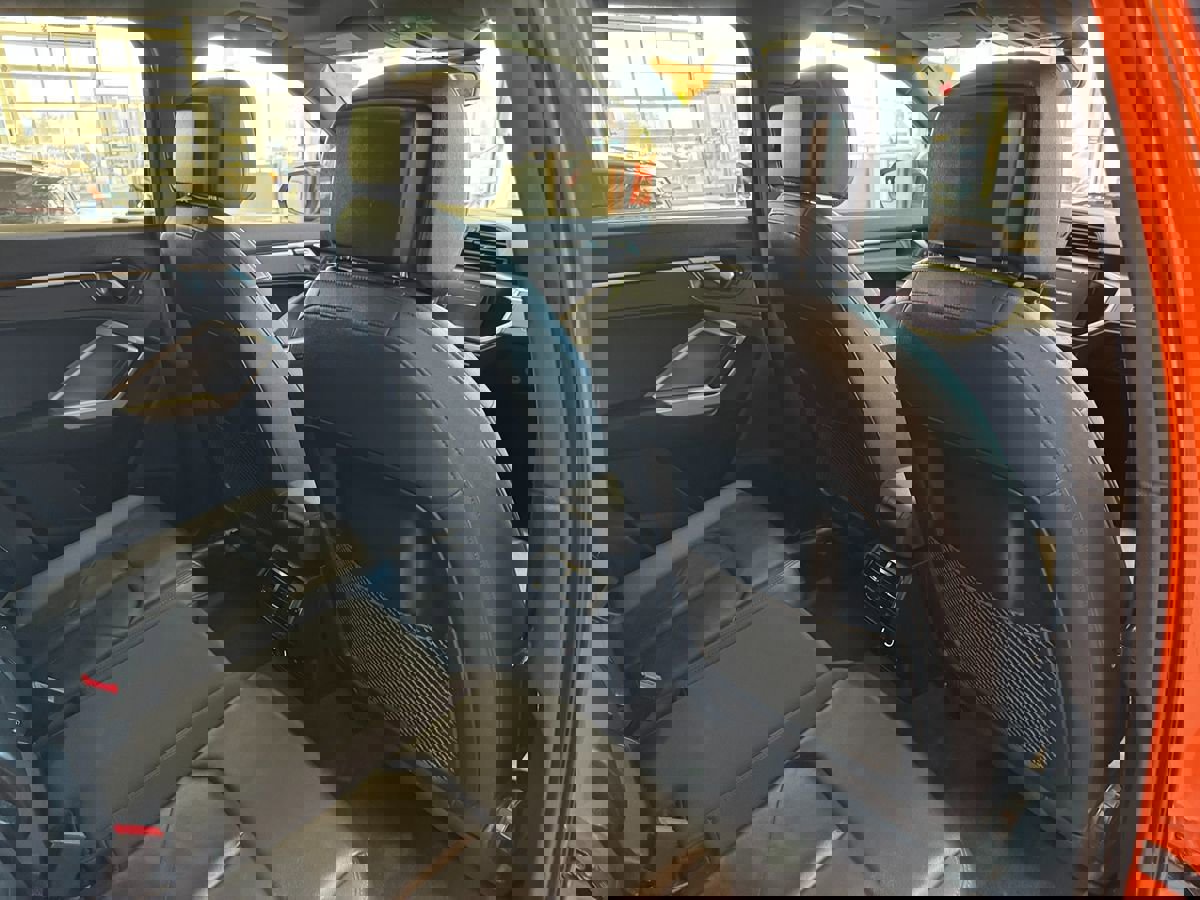 Used 2020 Audi Q3 2.0T Premium AWD/4WD image 48