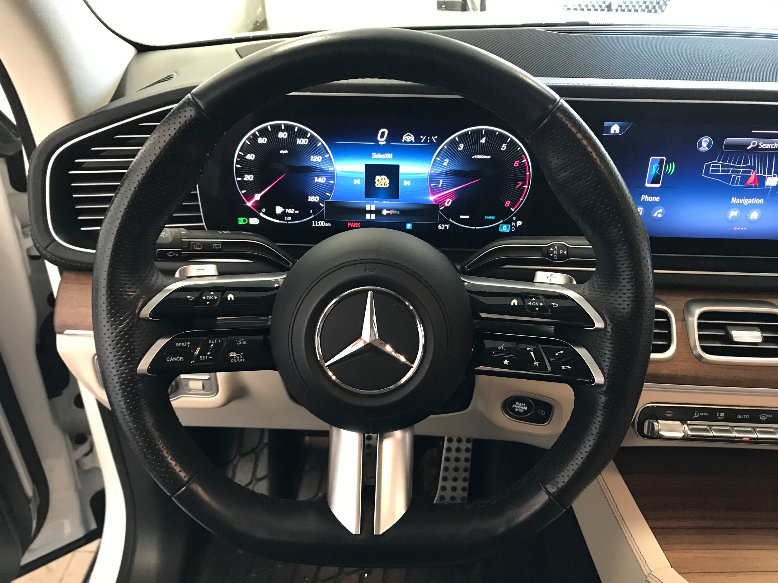 Used 2025 Mercedes-Benz GLS 450 4MATIC image 18