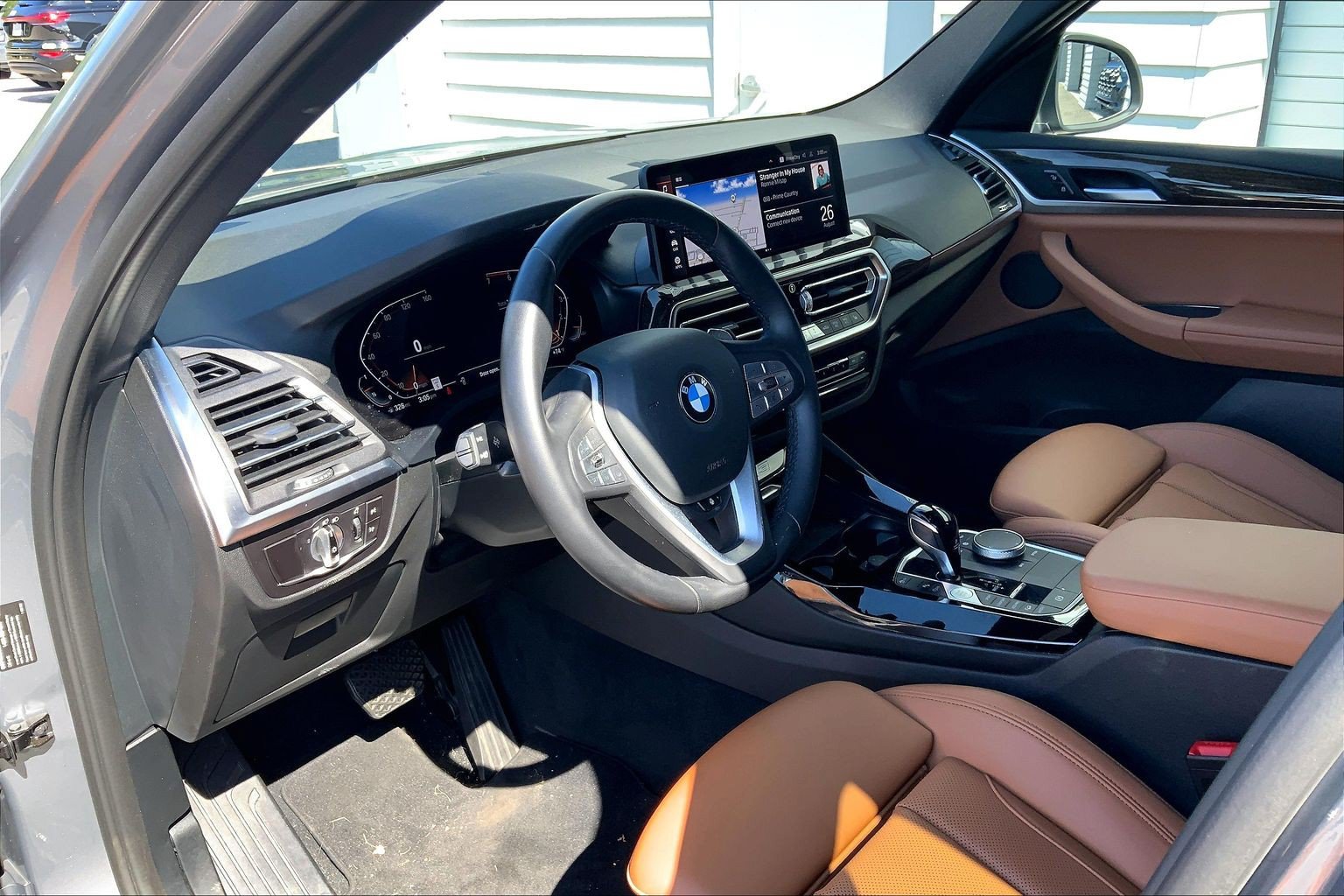 Used 2023 BMW X3 xDrive30i w/ Premium Package AWD/4WD image 4