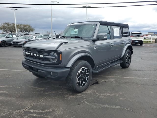 Used 2021 Ford Bronco Outer Banks AWD/4WD image 3