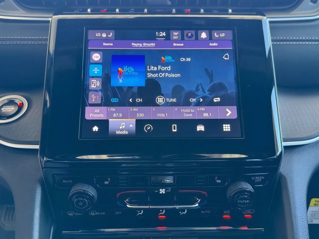 New 2026 Jeep Grand Cherokee Laredo X RWD image 18