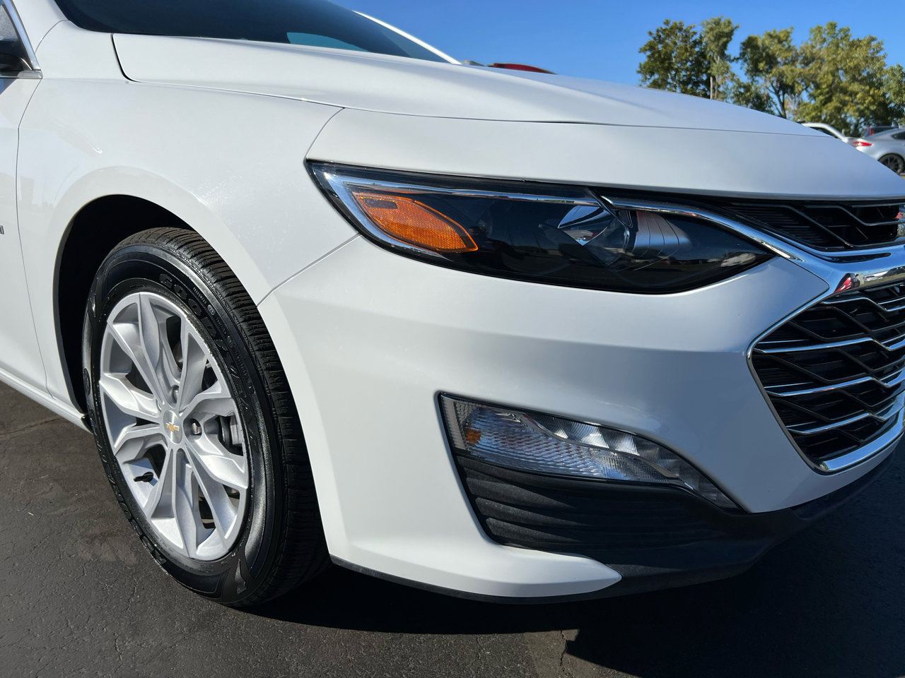 Used 2025 Chevrolet Malibu LT image 27