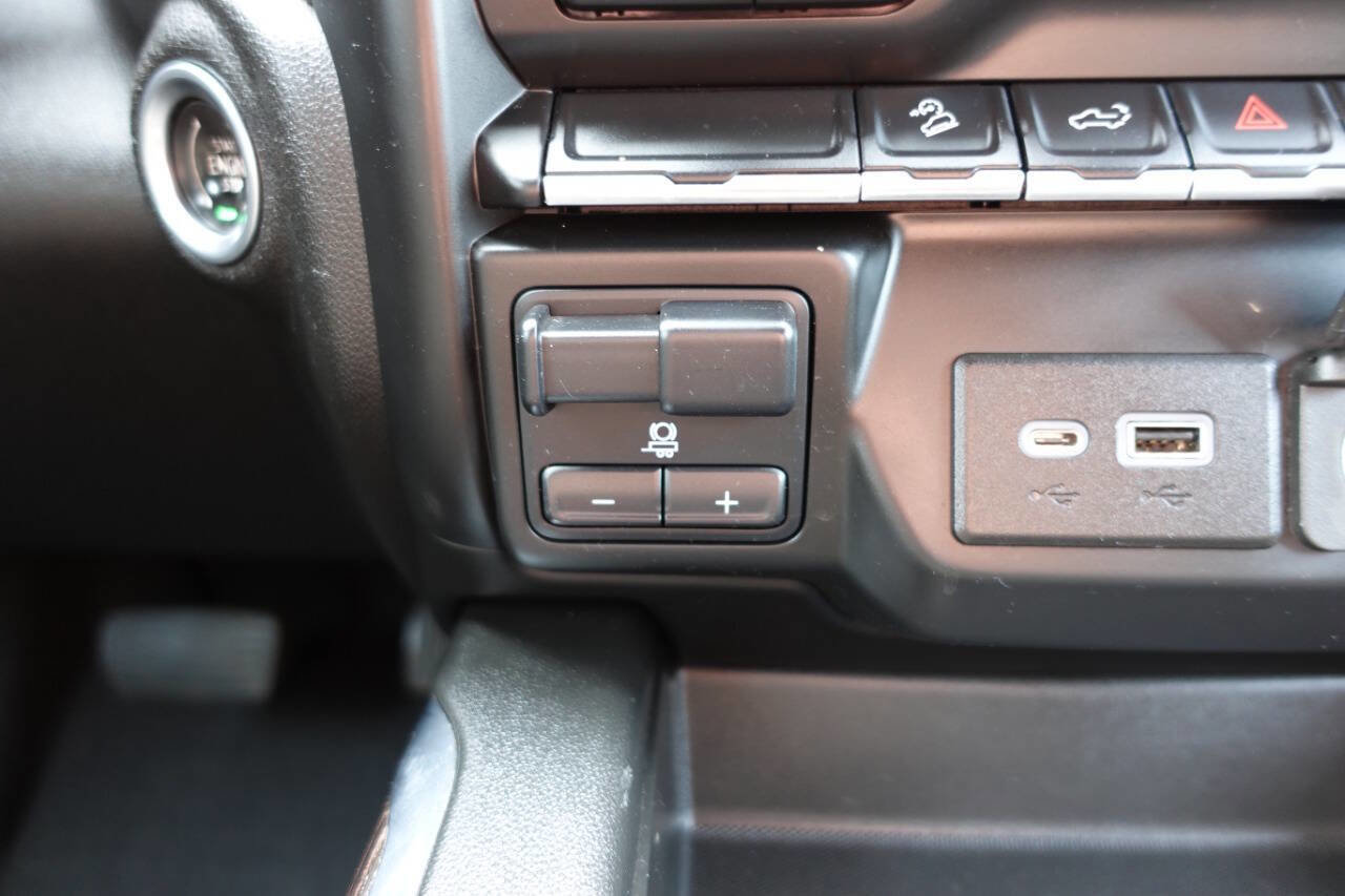 Used 2022 GMC Sierra 1500 Elevation w/ X31 Off-Road Package AWD/4WD image 41