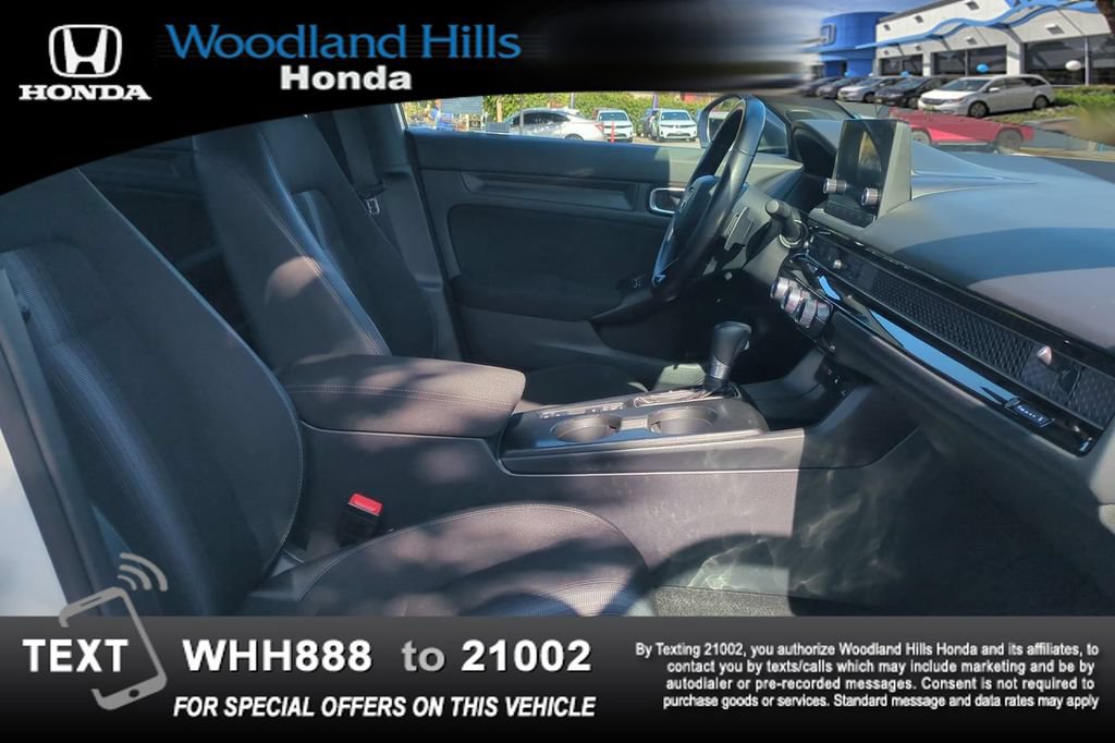 Used 2025 Honda Civic Sport image 23