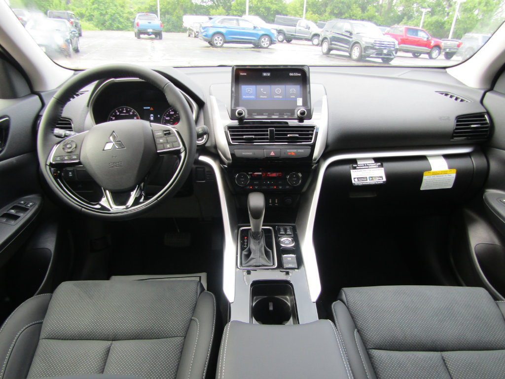 Used 2026 Mitsubishi Eclipse Cross SE AWD/4WD image 16