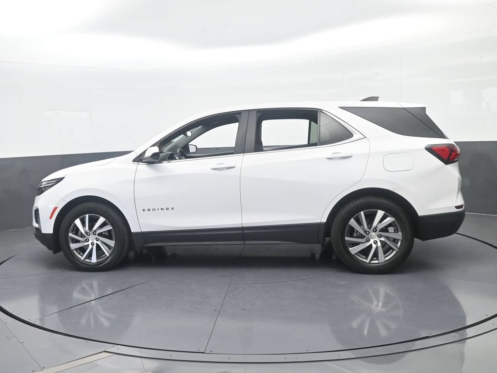 Used 2024 Chevrolet Equinox LT FWD image 3
