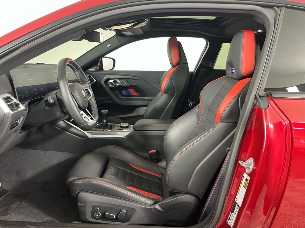 Used 2025 BMW M2 w/ Lighting Package image 23