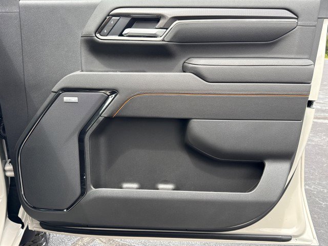 New 2026 GMC Sierra 2500 AT4 AWD/4WD image 15