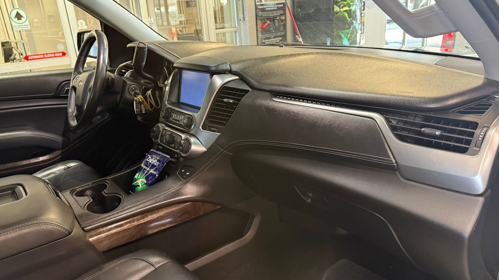 Used 2016 Chevrolet Tahoe LT image 11